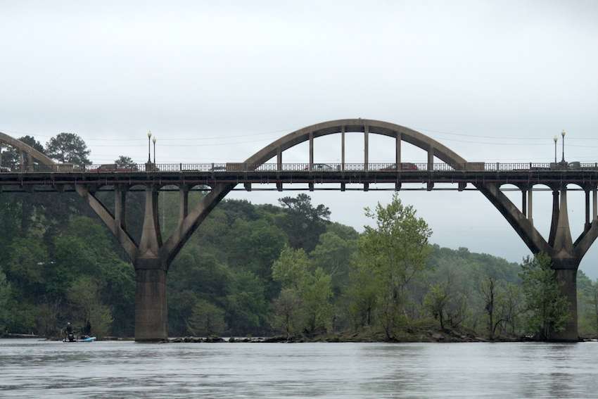 A soggy Day 1 of the 2015 Bass Pro Shops Southern Open #2 presented by Allstate begins on the Alabama River. This pool of the Alabama River is actually the confluence of two rivers, the Tallapoosa and the Coosa. In this gallery, we explore the Coosa River. 