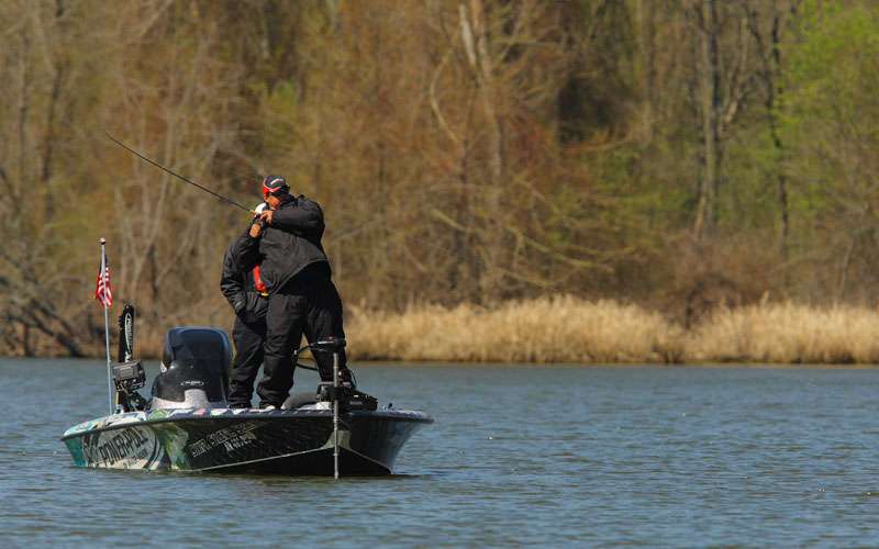 Suffering somewhat of a slump on the Elite Series prompted Laneâs move to Guntersville, where he worked on becoming a more versatile fisherman.