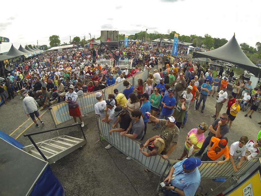 Here's another look at Day 4 of the Diet Mtn Dew Bassmaster Elite at Lake Guntersville through the lens of a GoPro.