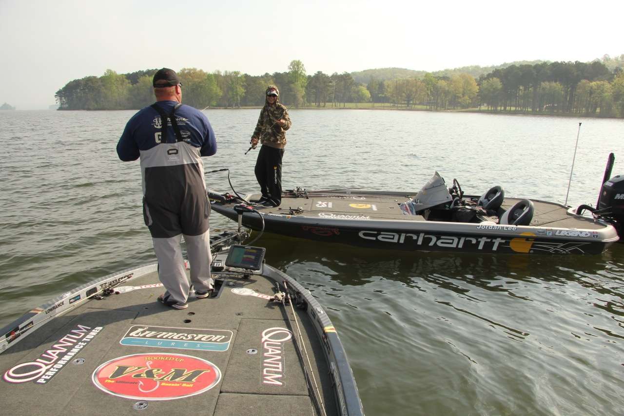 Guntersville resident and gifted young Elite Series rookie Jordan Lee is fishing nearby. Jordan and J Proz trade jests about how tough it is. “We could be on Lake Falcon in March, and we’d be trying to tell each how bad it is,” jokes Lee.