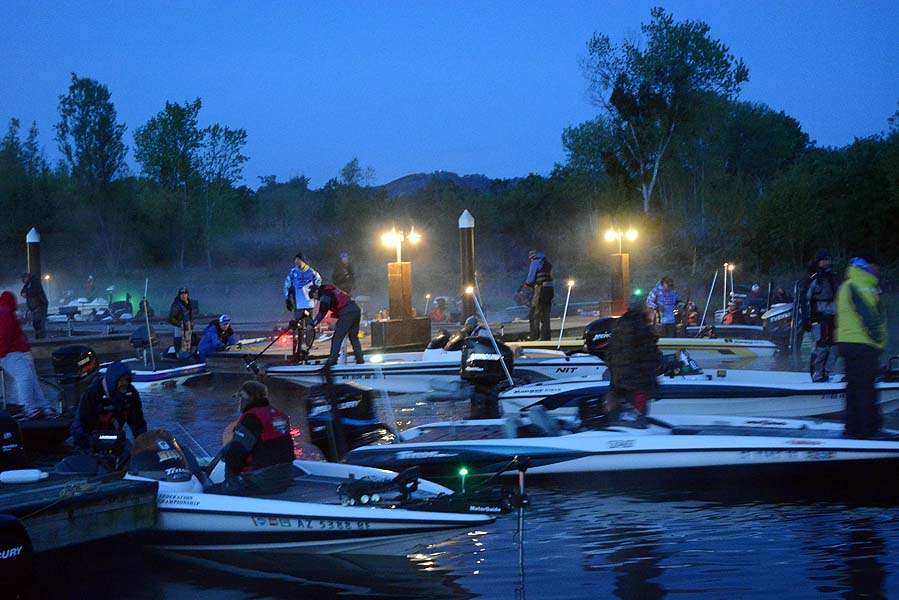 The boat basin is a busy place at Konocti Vista Marina as the anglers prepare for the start of Day 2 at the B.A.S.S. Nation Western Divisional. 
