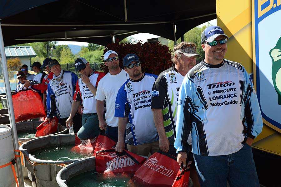 The final anglers are ready to weigh-in, hoping that each wins his state title. 