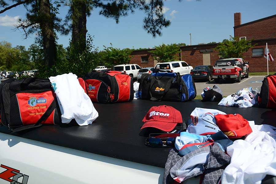 Those bags will come in handy for carrying all of the swag presented by the teamâs sponsors. 
