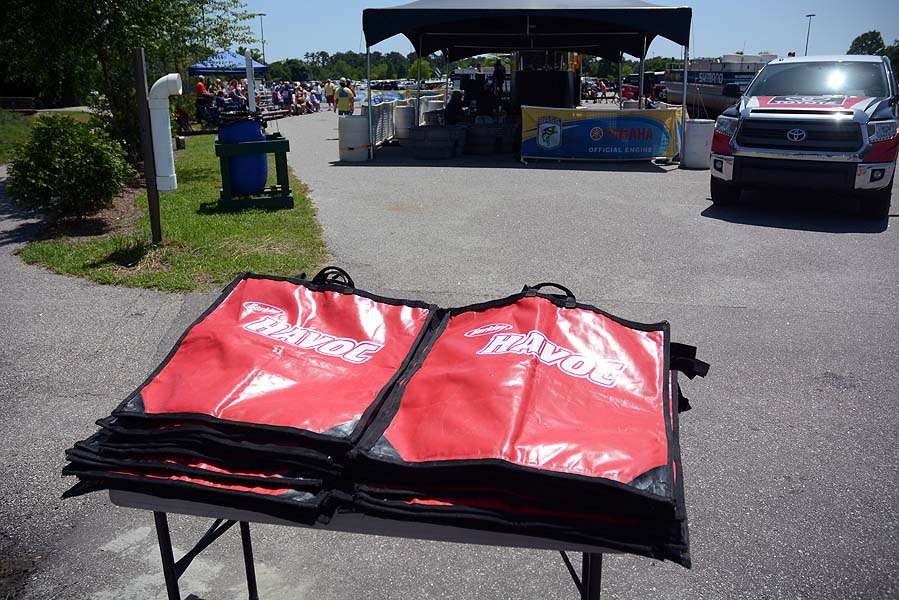 The weigh-in bags stand ready for use prior to the Day 3 weigh-in for the Old Milwaukee B.A.S.S. Nation Southern Divisional. 