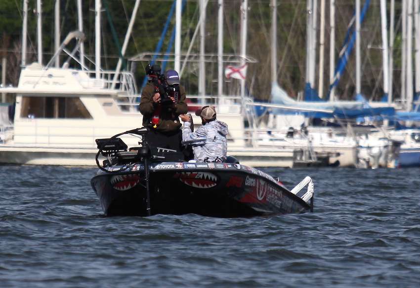 We move over to Mike Iaconelli who hooks up with a good one as we pull up. 