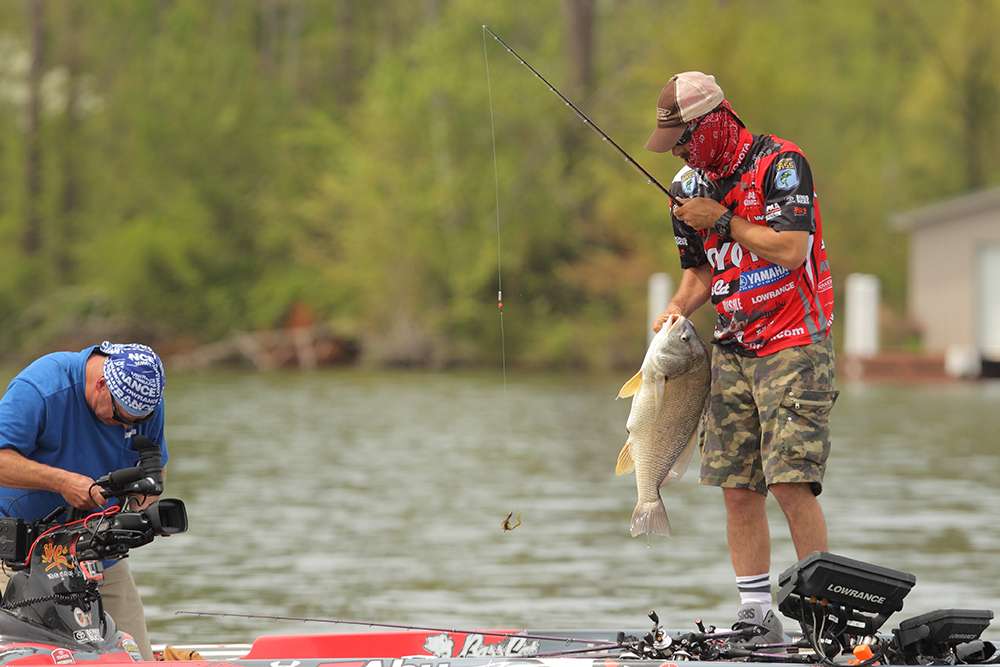 It was that kind of day for Iaconelli.