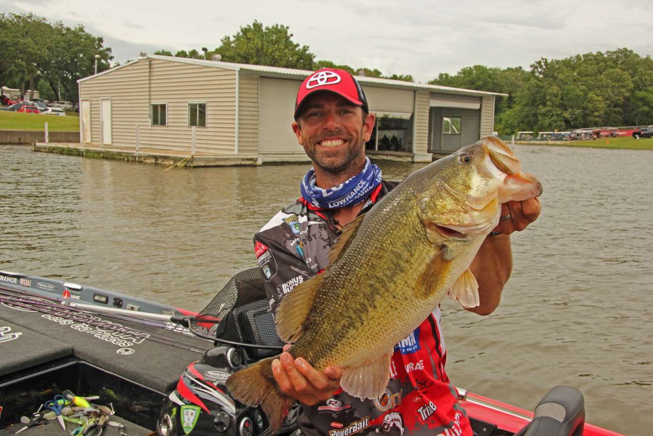 Mike Iaconelli has a magical relationship with giant Texas bass. The New Jersey angler has had an incredible run of success in Toyota Texas Bass Classic tournaments â including the 8 pounder he caught this year to anchor another Top 10 finish.