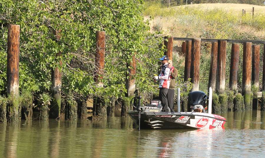 Justin Lucas started Day 4 with a 3-pound lead over Aaron Martens. To make sure he had a good start he began his day in Collinsville Marina at the edge of the freshwater and brackish water of the Delta.