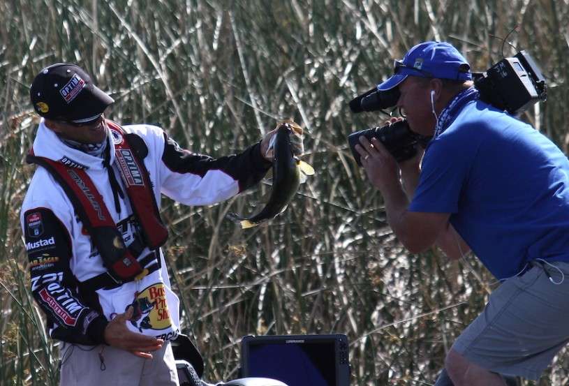 Edwin Evers holds his Day 2 catch up for the Bassmaster LIVE camera.