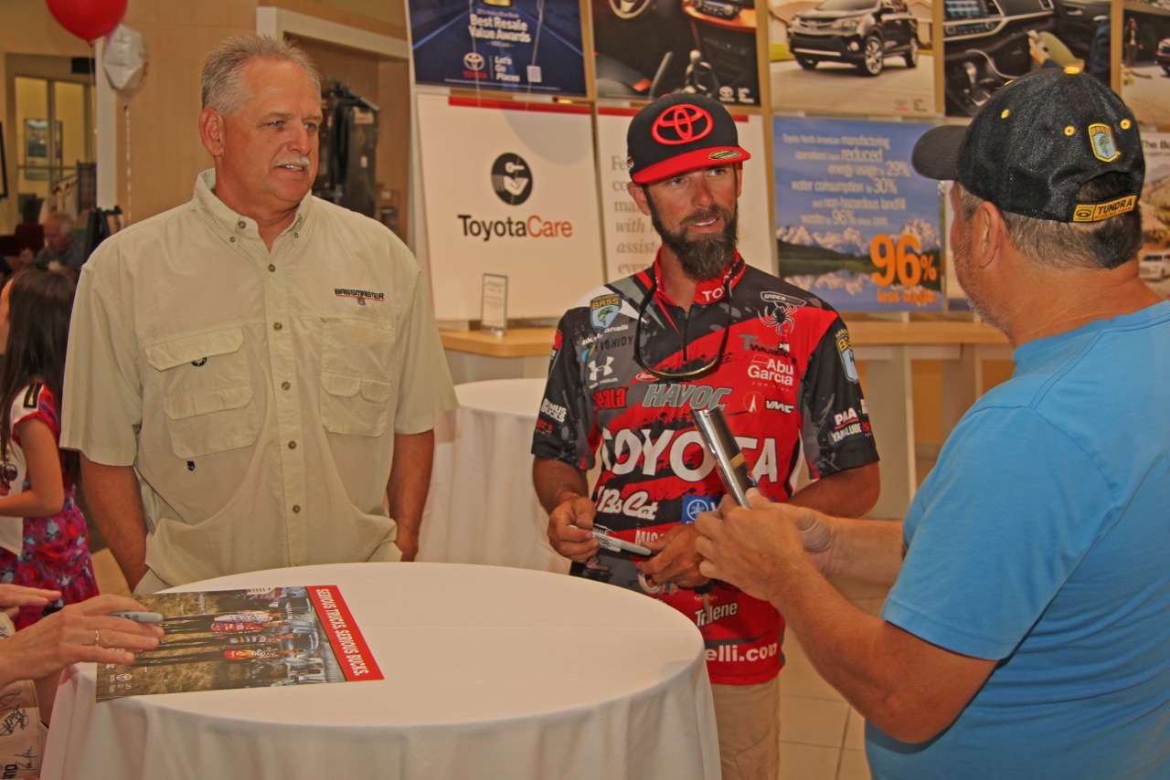 Iaconelli never gets tired of talking techniques, and re-hashing old B.A.S.S. tournament memories with fans.