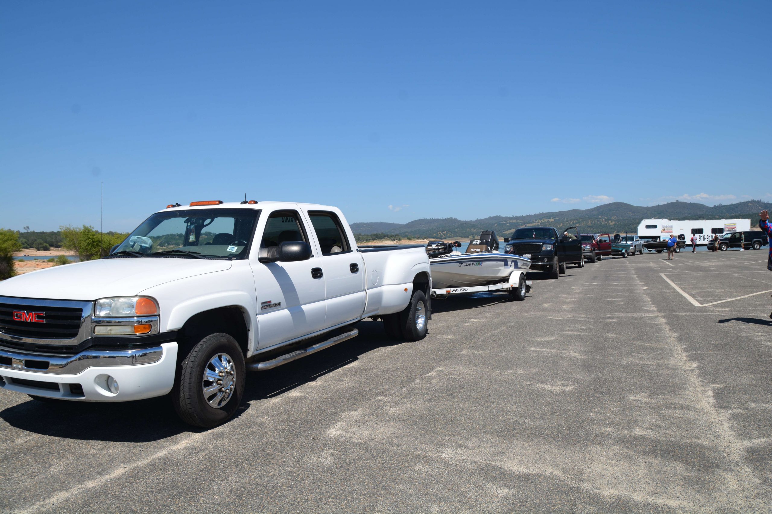 Competitors lined up for the drive-through weigh-in today at Folsom Reservoir at the 2015 Carhartt Bassmaster College Series Western Regional presented by Bass Pro Shops.