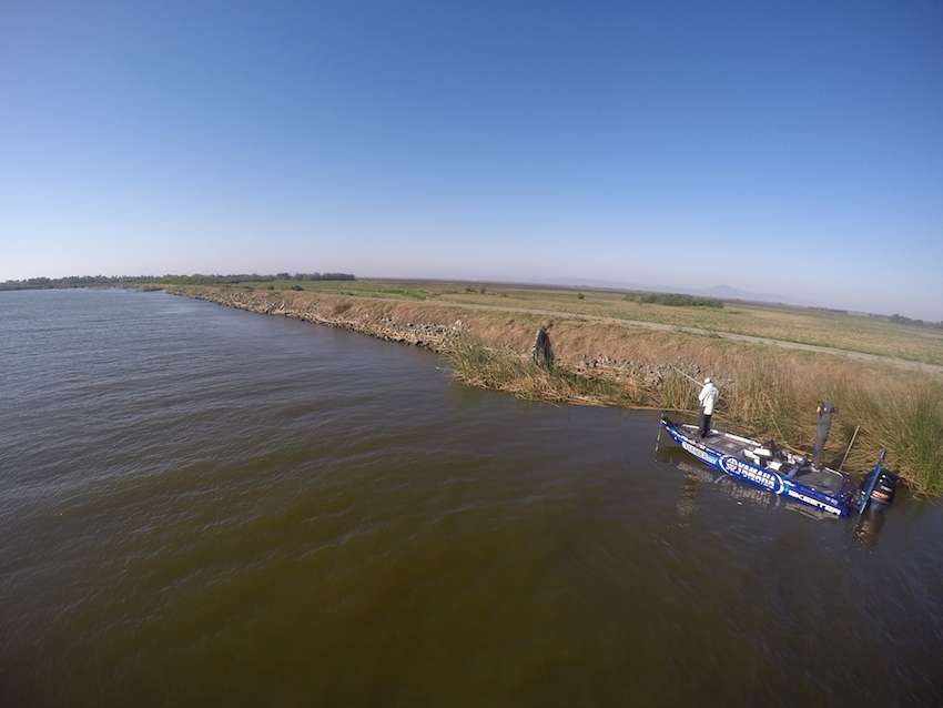 We head out on the California Delta to track down members of the Top 12. Follow along to see how Chris Zaldain, Dean Rojas and fellow competitors fair on the the final day. 