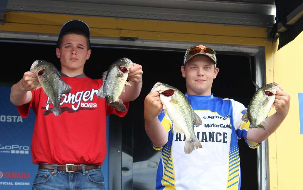 Sean Cook and Tommy Zobel of Illinois' Joliet Central High School placed eighth with 10-12 despite having to be towed back to the weigh-in site with two dead batteries.
