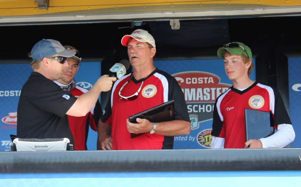 Alan Hingson explains the crucial timeout he called at 6:10 a.m. to calm his anglers down and help them to victory.