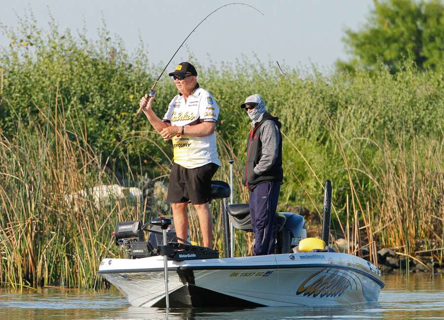 Dave Smith was grinding away along the main river channelâ¦