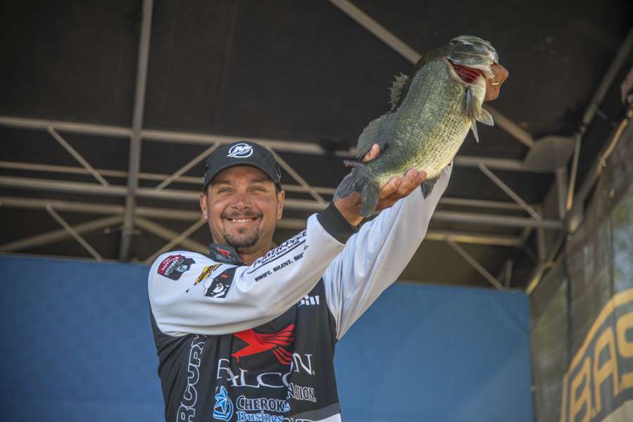 Jason Christie holds up another delta biggin! (9th, 69-3)