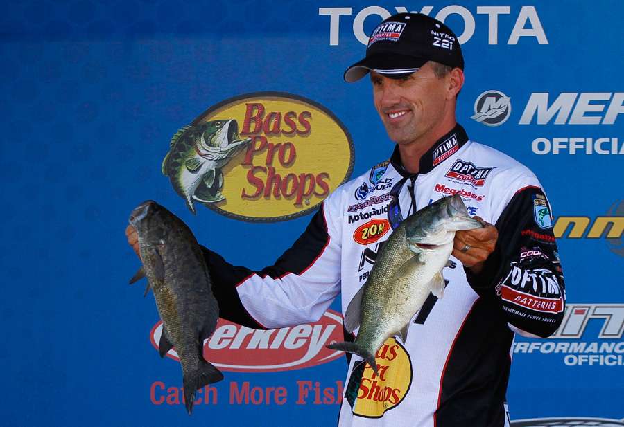Evers missed some 5-pounders on Day 4, and weighed a bag of 14-10 to finish third.