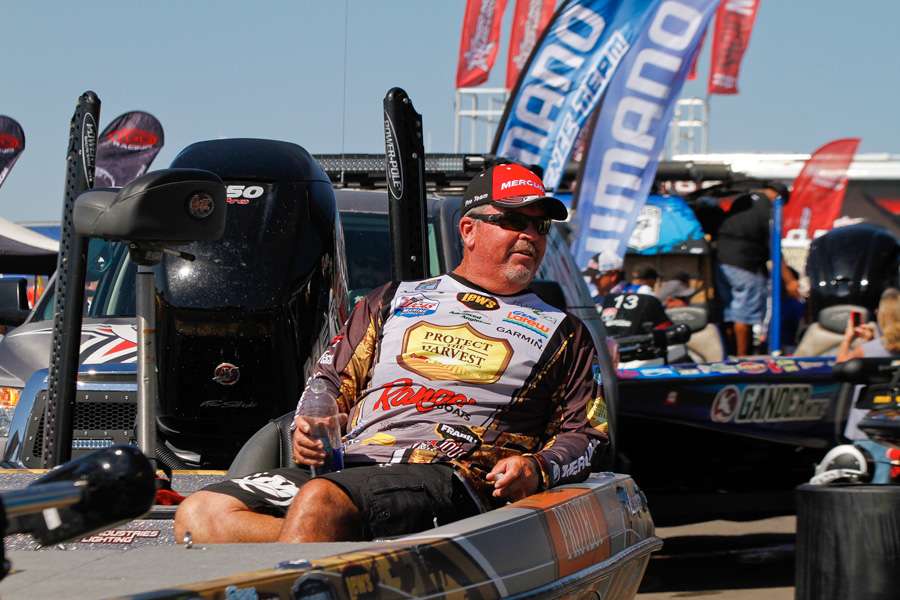 John Murray, another West Coast angler in the top 12, had a subpar Day 4.