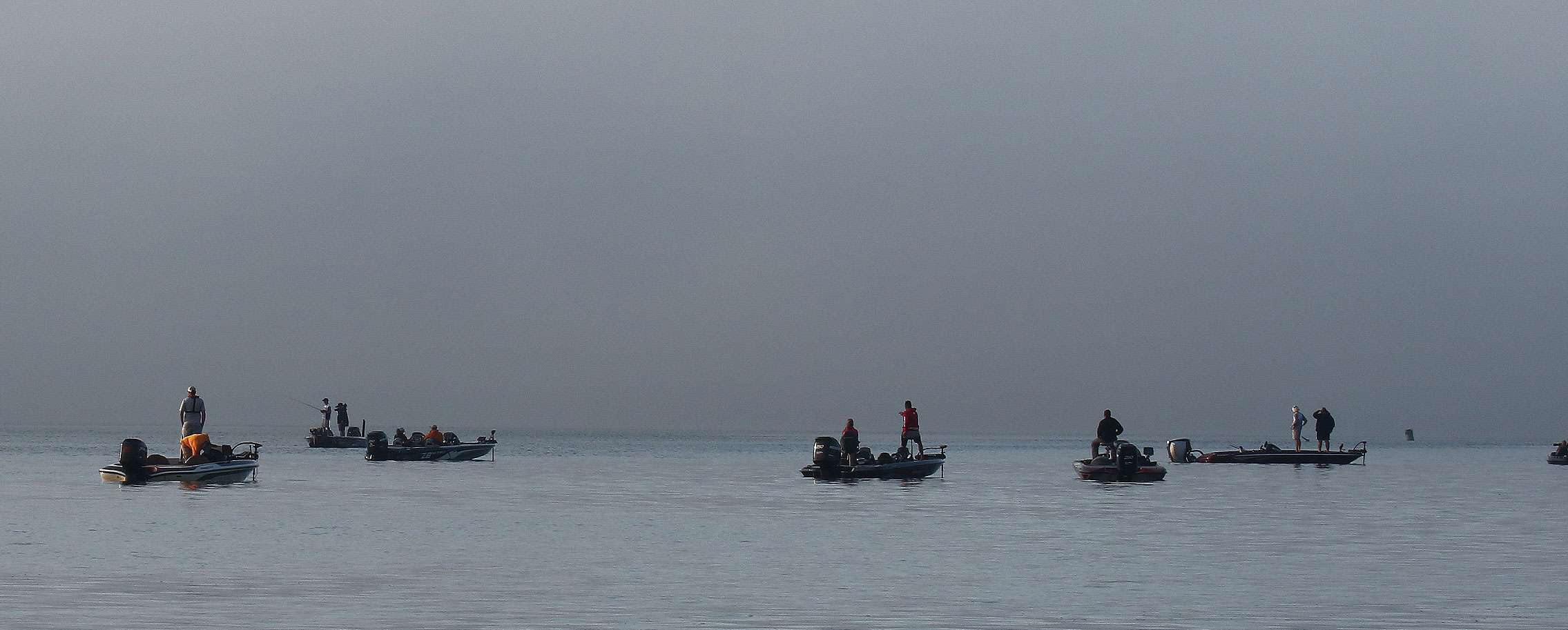 Edwin Evers started Day 4 of the Zippo BASSfest at Kentucky Lake presented by A.R.E. Truck Caps midway up the lake surrounded by two fog banks.