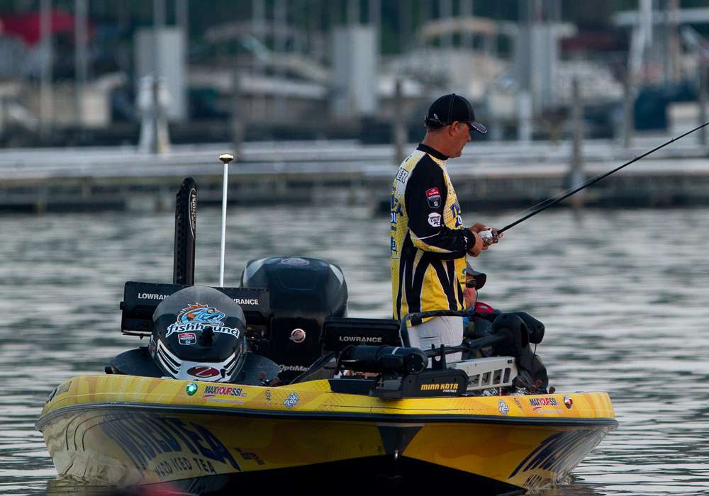 Brandon Coulter gets ready.