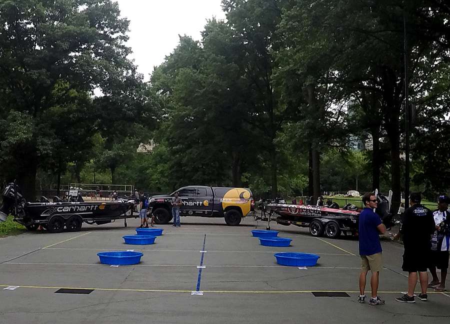 Michael Iaconelli and Matt Lee brought their rigs into Central Park to show off how the pros do fishing. 
