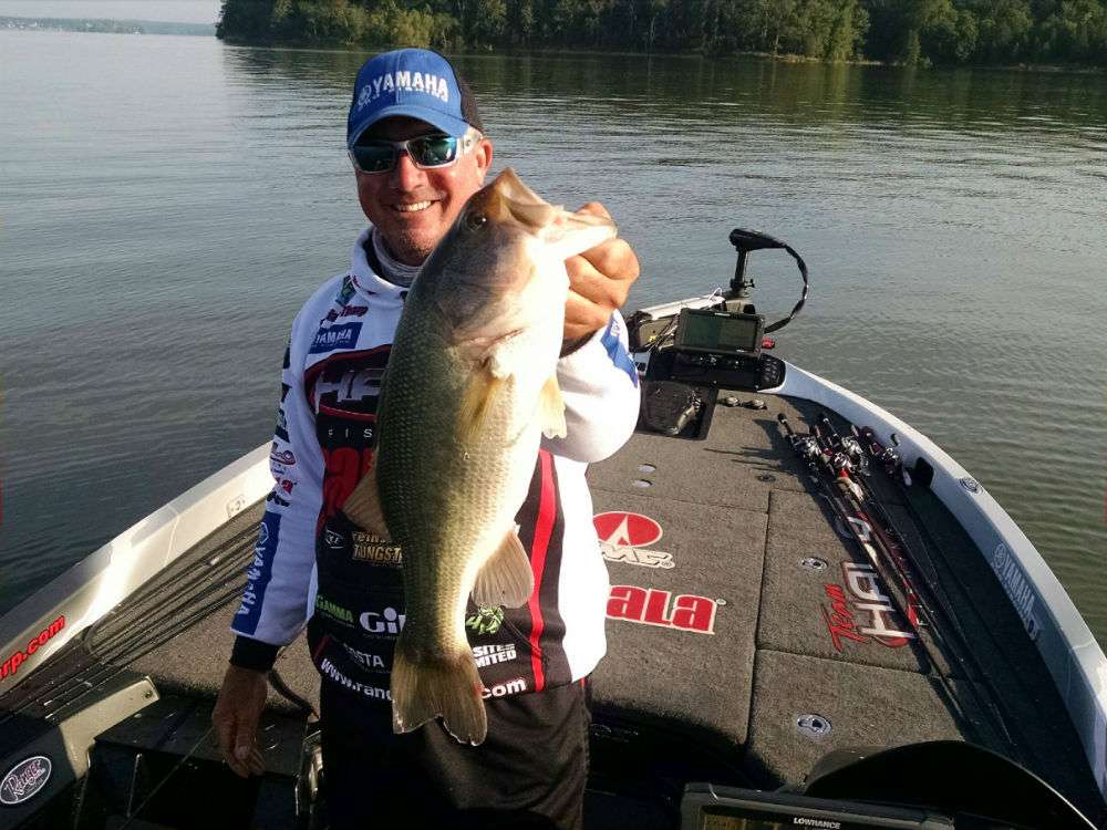 Check out the best of the best blog photos sent in from the water during Zippo BASSfest at Kentucky Lake presented by A.R.E. Truck Caps. 