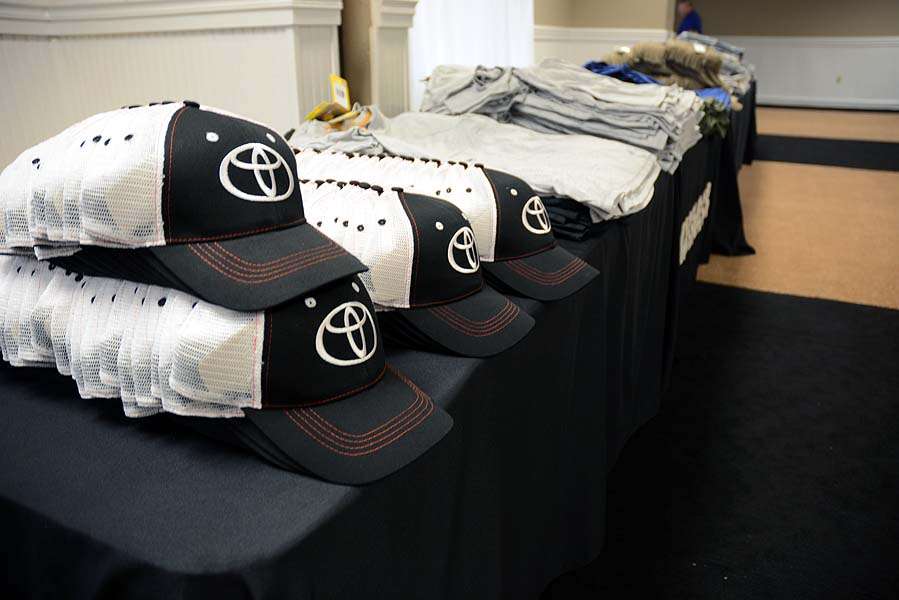 Toyota Trucks provides hats for the anglers in the tournament.