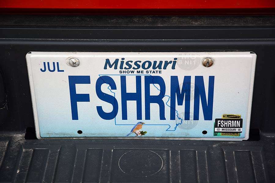 The owner of this vehicle from Missouri makes his hobby of choice obvious to everyone on the road. 