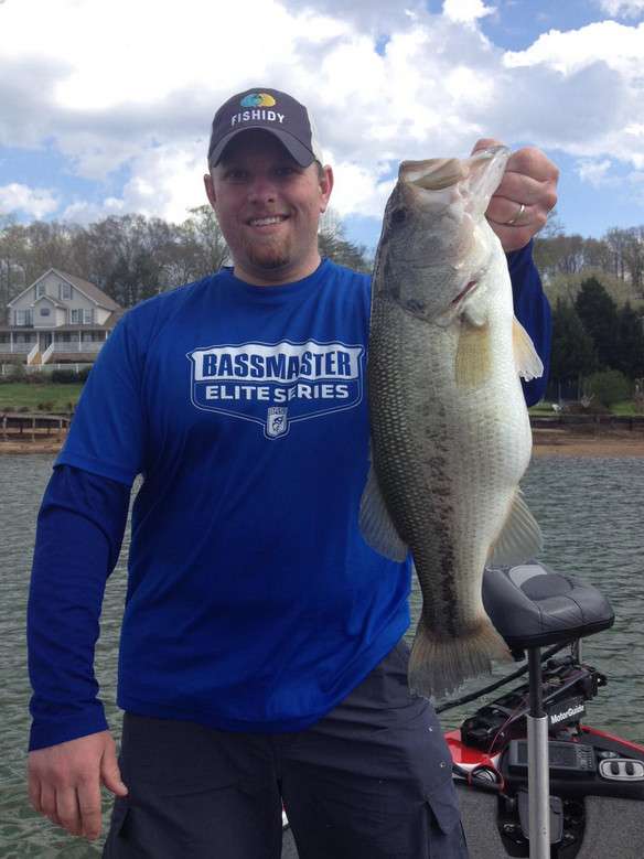 Anglers from all over the country submit photos via Instagram and Twitter using the hashtag #mmbigbass. The best ones get displayed on B.A.S.S.'s Facebook, Instagram and Twitter pages and sit on Bassmaster.com through the rest of the week.
