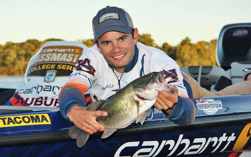 Matt Lee won that emotional meeting over his brother to become the second College angler to reach the Classic.