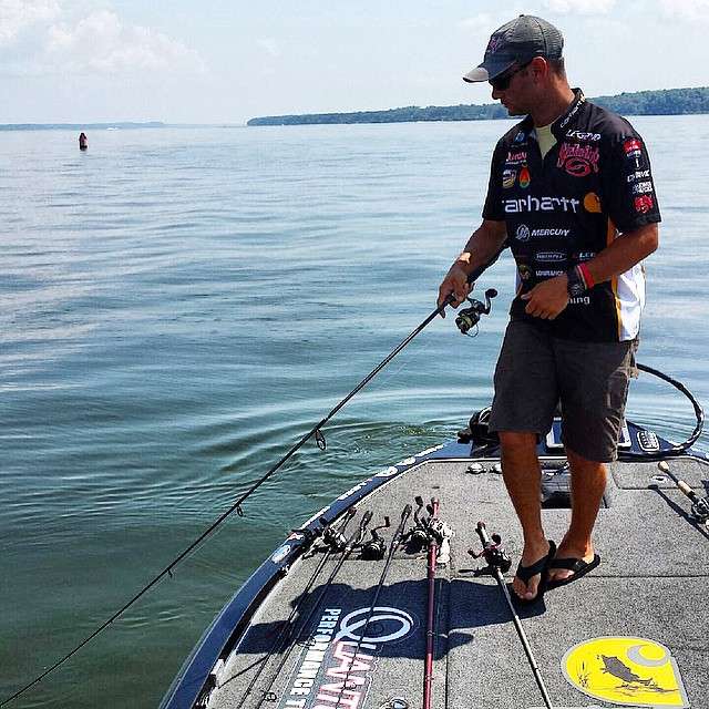 In 2014, Lee fished all three Open divisions and qualified for the Elite Series. In his rookie season, heâs currently in 53rd place in points.  In his short tenure, he has three Top 20 finishes, including a seventh on Lake Amistad in the 2014 Bass Pro Shops Bassmaster Central Open.