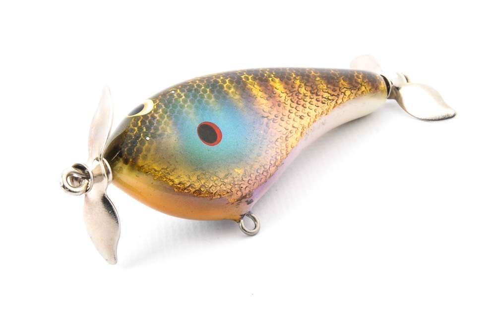 <b>Greenfish Tackle</b><BR>
Beer Belly Prop Bait<BR>
The Beer Belly Prop Bait is a high floater made with balsa wood.