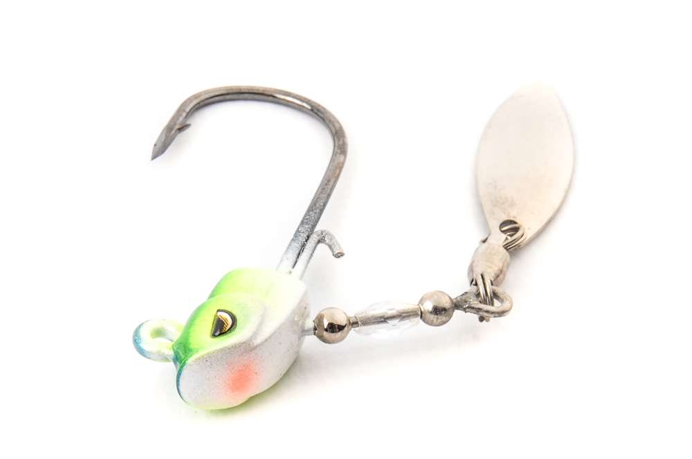 <b>Eco Pro Tungsten</b><BR>
Thunder Spin with Trokar<BR>
The Thunder Spin features a tungsten head, a wire bait keeper, a Trokar hook and other premium components. Availabe is sizes 1/4 ounce to 1/2 ouce and in six colors.