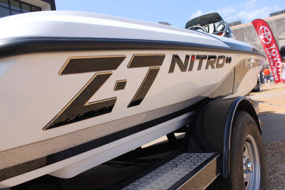 The Nitro Z-7, fully rigged and ready to go. 
