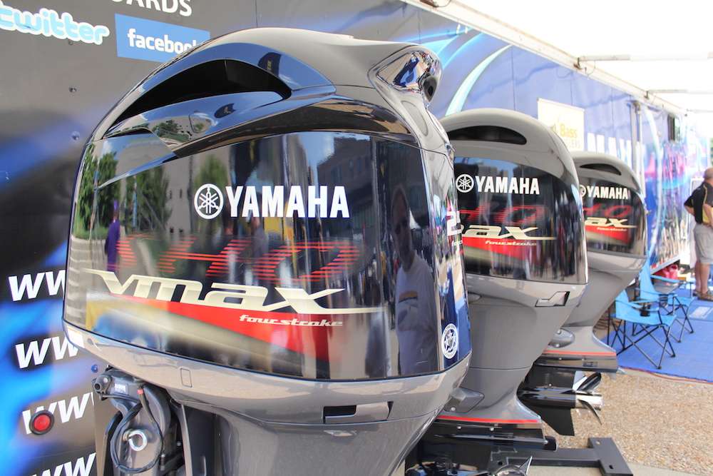 Yamaha displaying their 4-stroke line of outboards. 