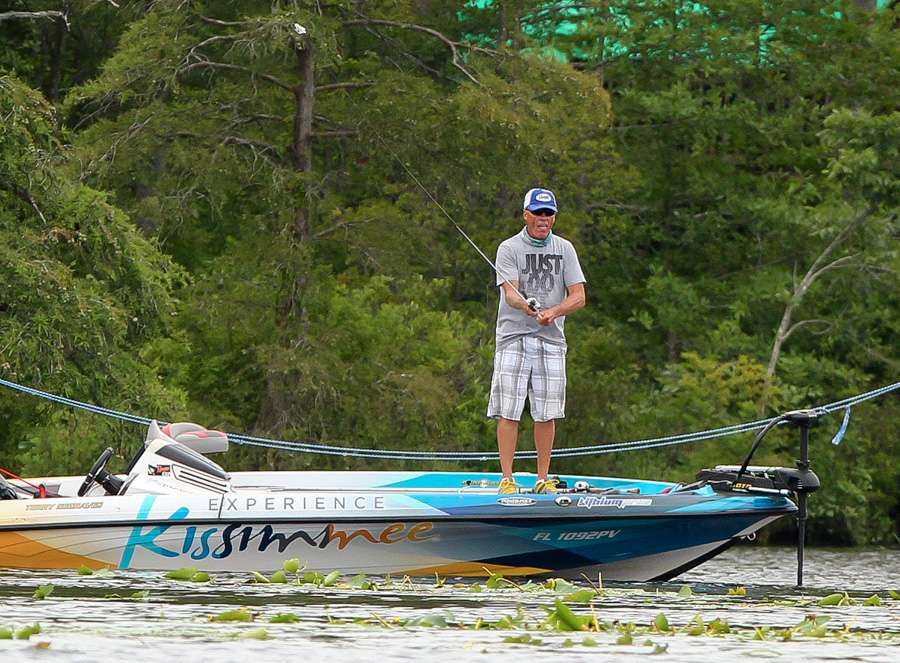 B.A.S.S. tournament veteran Terry Seagraves drove up from Florida to fish the James River. 