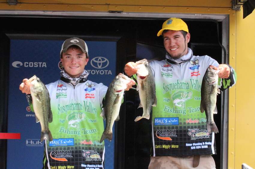 The 2014 High School National Champions, Garrett Enders and Nick Osman, are in 33rd after weighing 10-2.