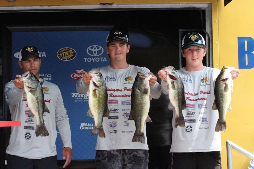 Alex Heintze and Justin Watts from the Livingston Parish Bassmasters weighed 20 pounds, 10 ounces to take the Day 1 lead. They lead by 10 ounces going into Day 2.