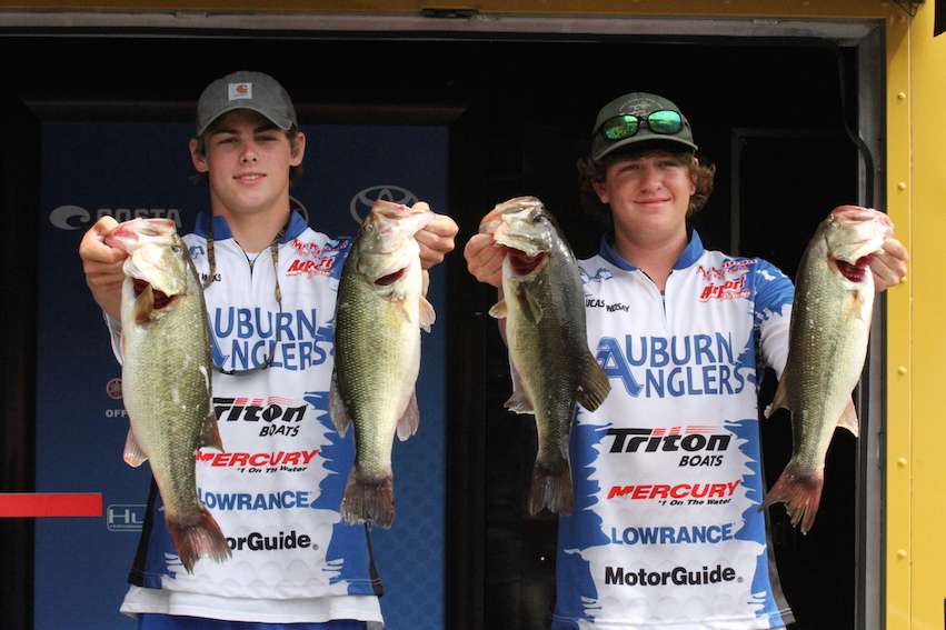 Lucas Lindsey and Logan Parks (5th, 30-3)