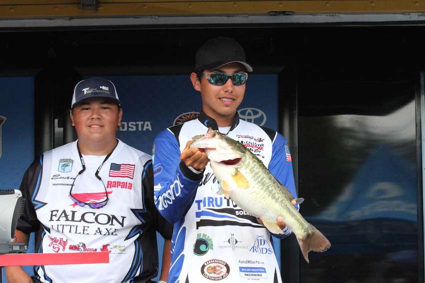 Trevor Yates and Evan Wahpekeche finished 6th with a 6-7 largemouth.