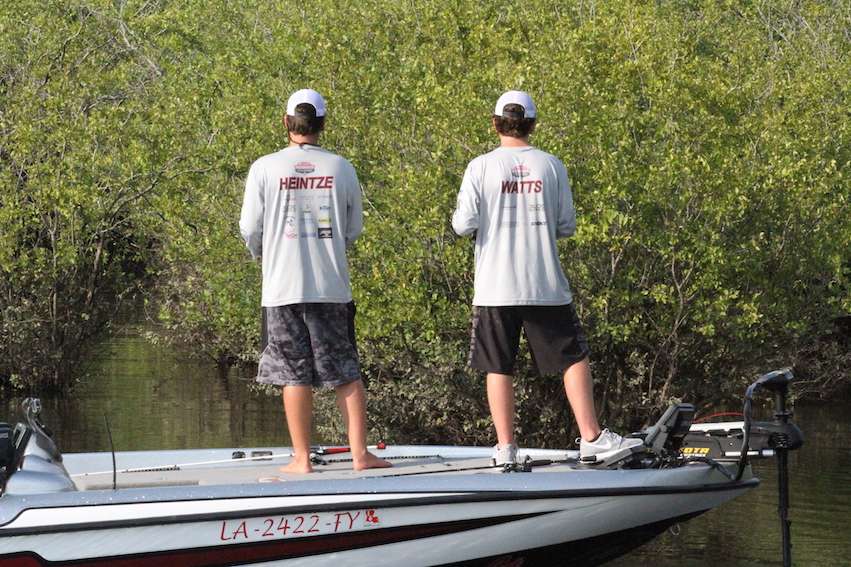Day 1 Heintze and Watts weighed 20 pounds, 10 ounces and led by less than a pound. On Day 2 they extended their lead to 9-7 after bringing 23-4 while some other top teams struggled.