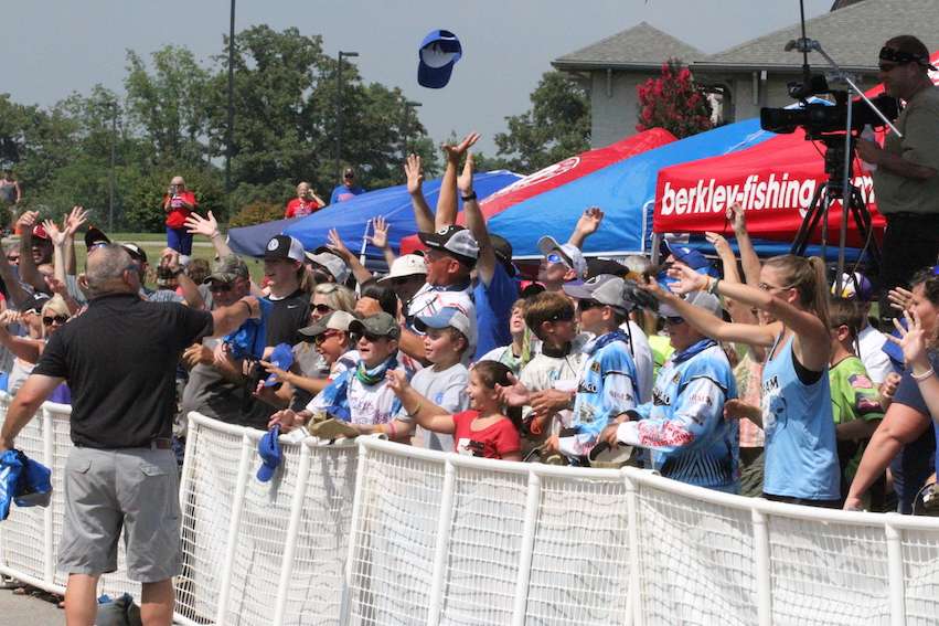 Fans got their blood pumping for the Final weigh-in of the Costa Bassmaster High School National Championship presented by TNT Fireworks.