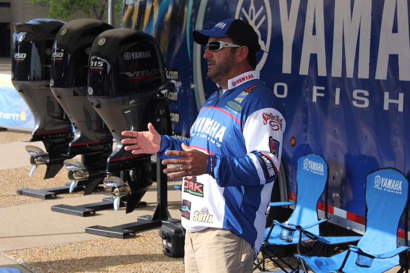 ... as local Yamaha pro-staffers bestow knowledge on the younger anglers. 