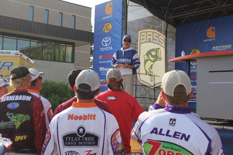 Ittner talks to a group of anglers about how to conduct themselves...
