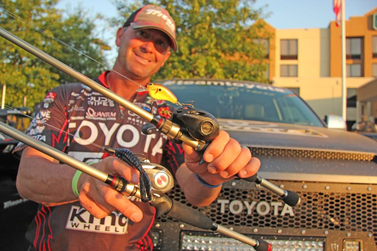 He leaned heavily on two primary lures at the Upper Chesapeake â a homemade Ed Chambers crankbait called a âMuttâ and a Zoom Z-Craw - both of which caught most of his keepers around wood laydowns. 