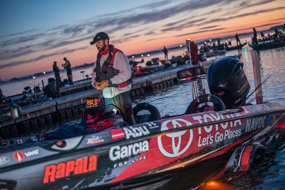 Michael Iaconelli gets ready for the day.