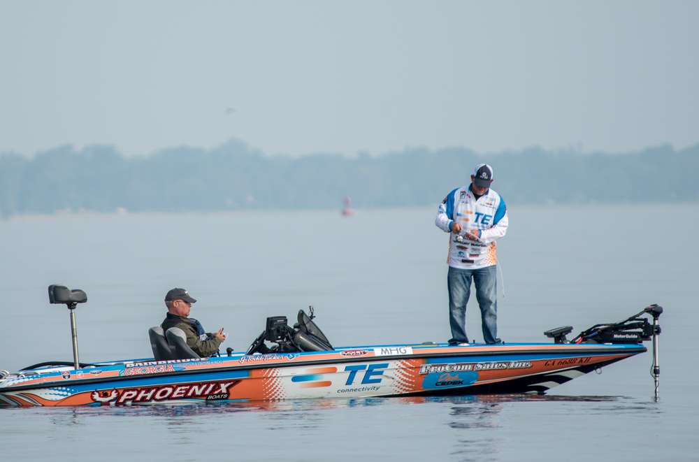Follow J Todd Tucker as he fishes the final day of the Plano Bassmaster Elite at Lake St. Clair.