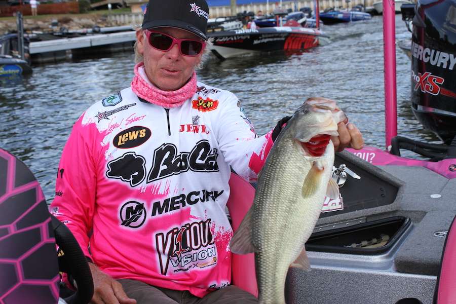 ...And pulls out a nice four pounder from the Chesapeake Bay. Most have heard the news that this is the last season that Kevin Short will fish the Bassmaster Elite Series. He will be missed and we are happy to have spent over the last decade with him.