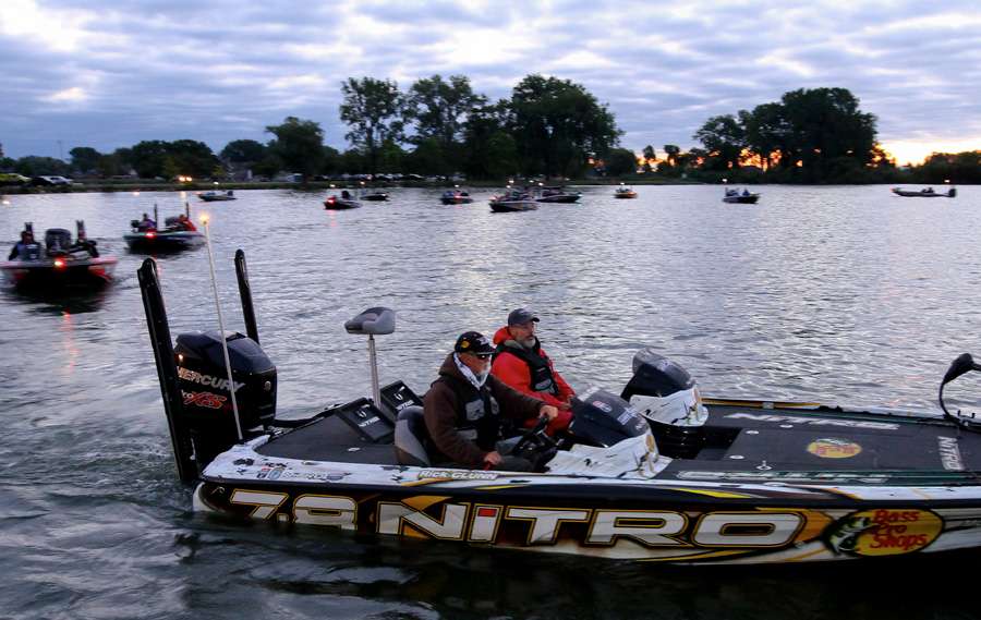 Rick Clunn leads the final flight of boats onto Lake St. Clair. 
