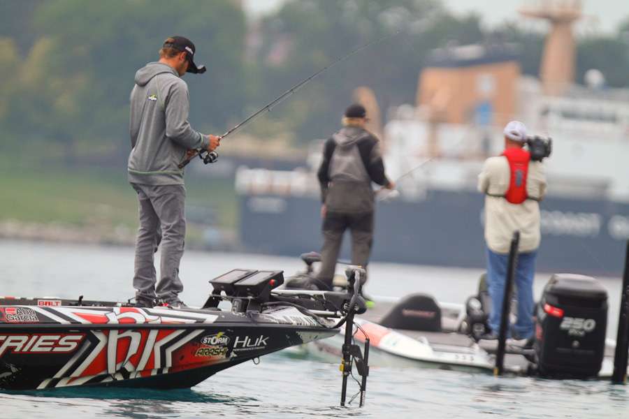Brandon Palaniuk and James Elam started the day in 1st and 2nd place, the also started the morning sharing a fishing spot on the St. Clair River.